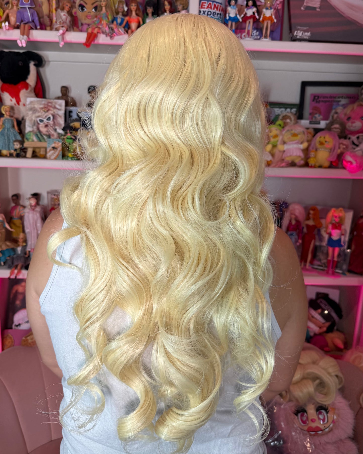NEW MANSFIELD BLONDE PREMIUM WIG