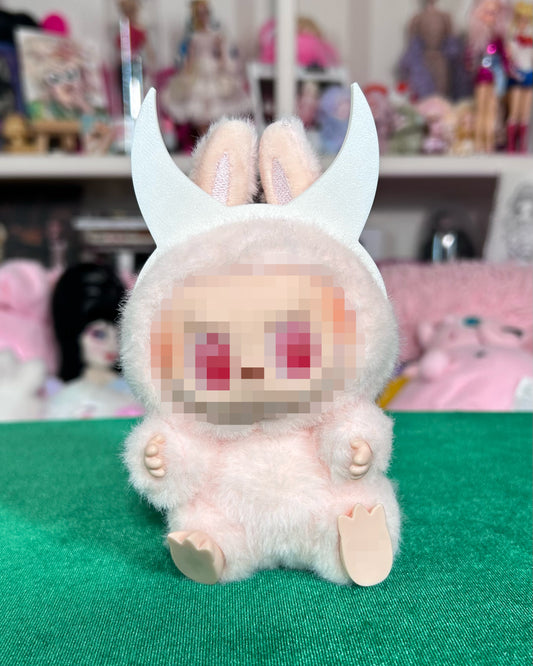WHITE DEVIL HORNS (MONSTER ACCESSORIES)