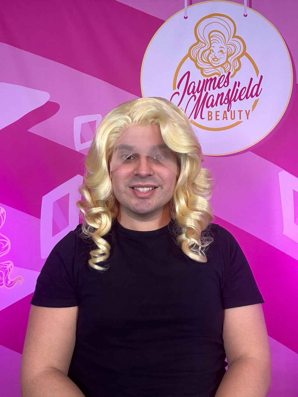 ICONIC BLONDE PREMIUM WIG