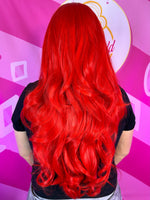 FASHION DOLL RED