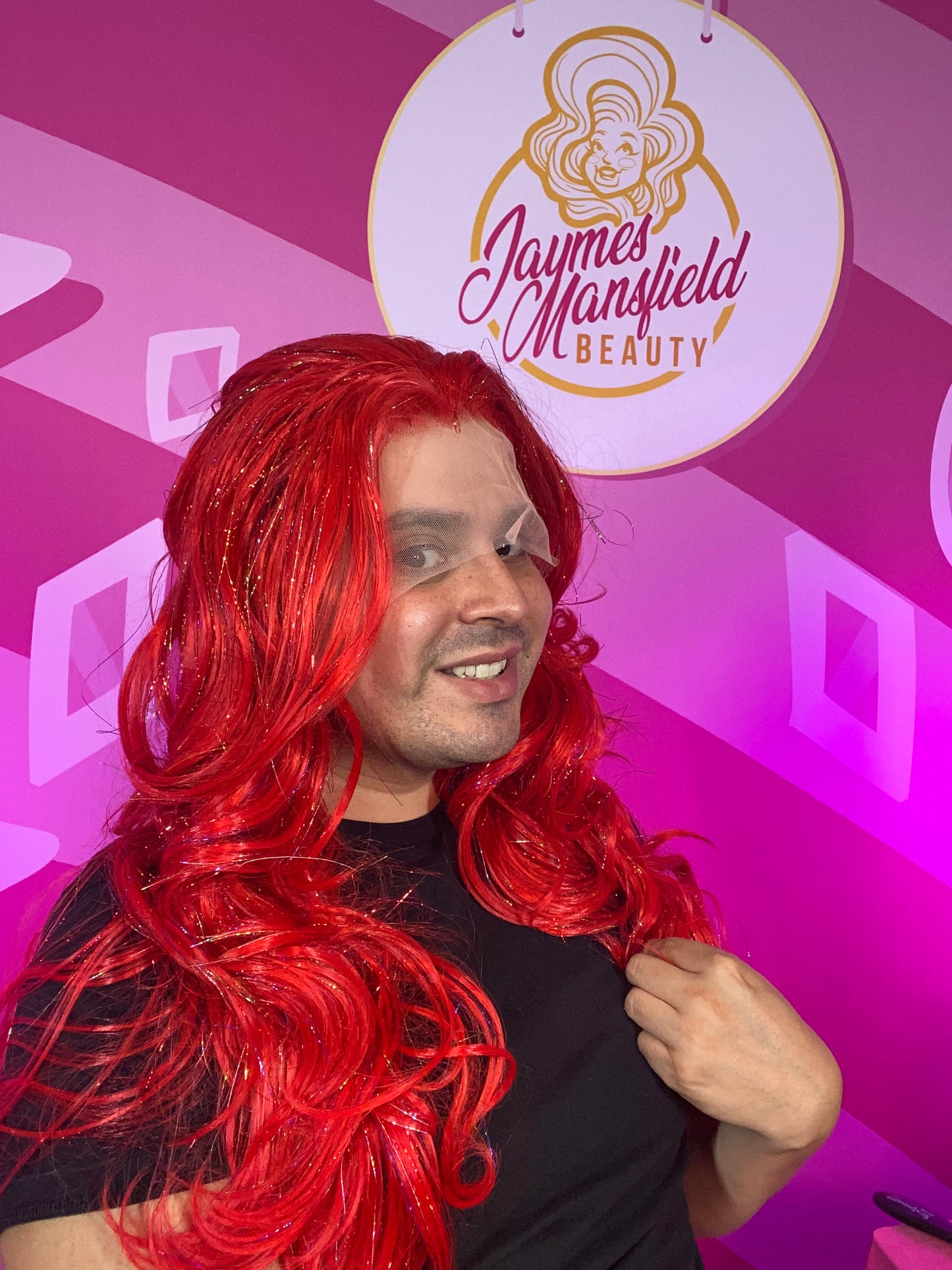 QUEEN OF THE RING RED